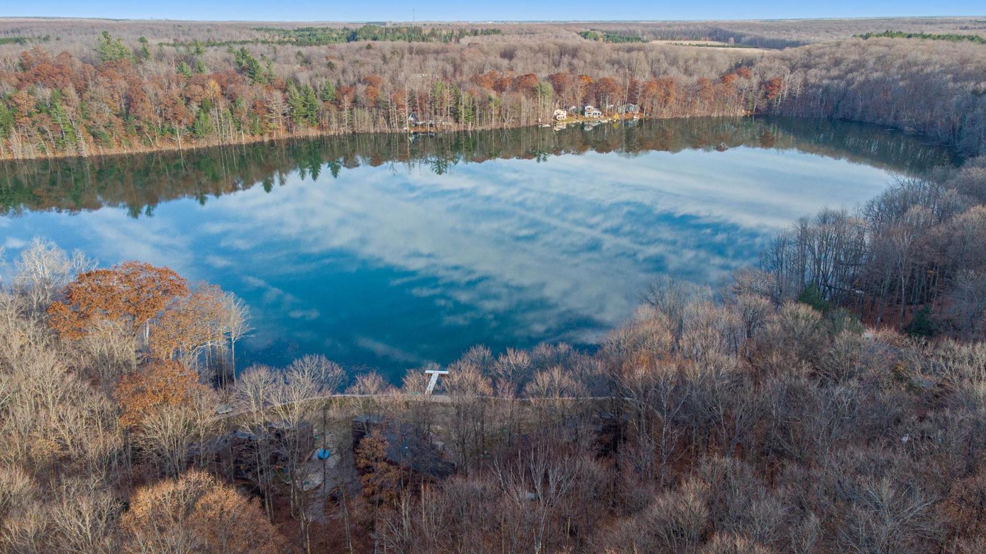 Quiet And Cozy Lakefront Home Near Mt Boyne Gaylord Exterior foto
