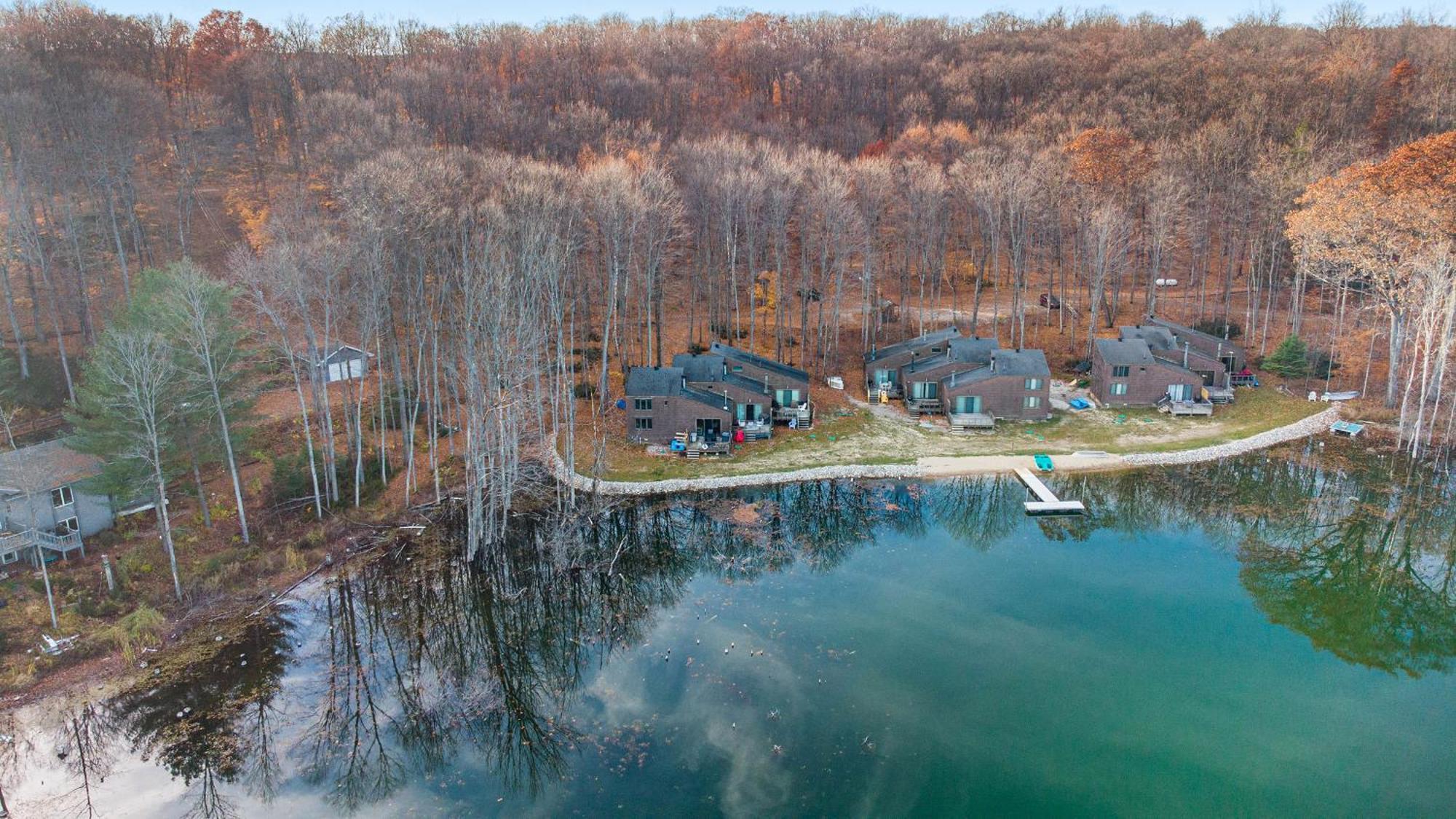 Quiet And Cozy Lakefront Home Near Mt Boyne Gaylord Exterior foto
